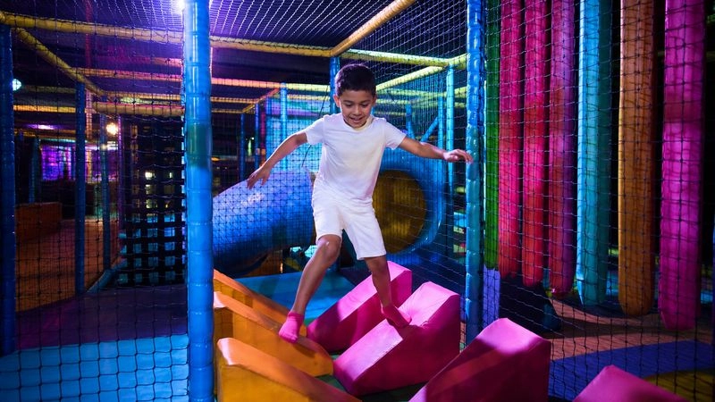 parcours obstacles indoor enfants perpignan