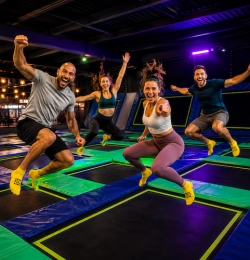 Trampoline entre amis chez You Fun